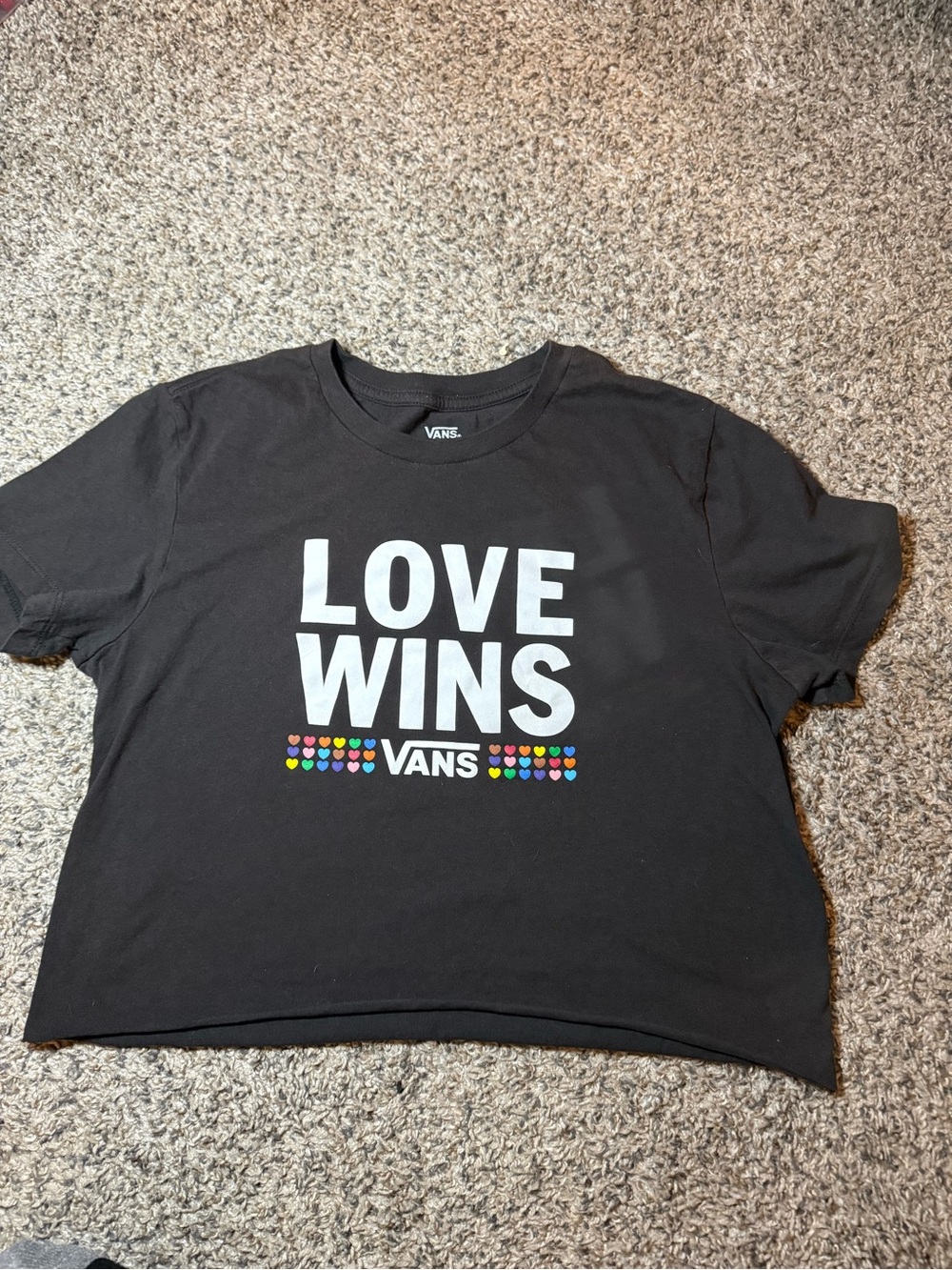 Vans womens crop top “Love Wins" Black Graphic Tee - Picture 2 of 4